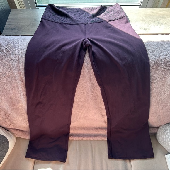 lululemon Flared Crops - Picture 1 of 4